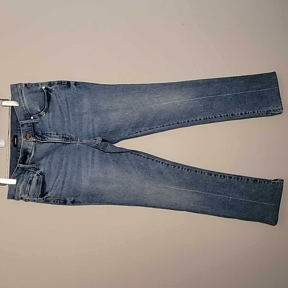 Express Skyscraper straight leg jean Sz 14